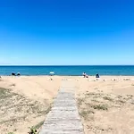 아파트 Holiday Beach Apartment
