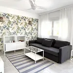 Holiday Beach Apartment 아파트