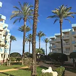 아파트 Holiday Beach Apartment