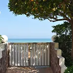 Holiday Beach Apartment 데니아