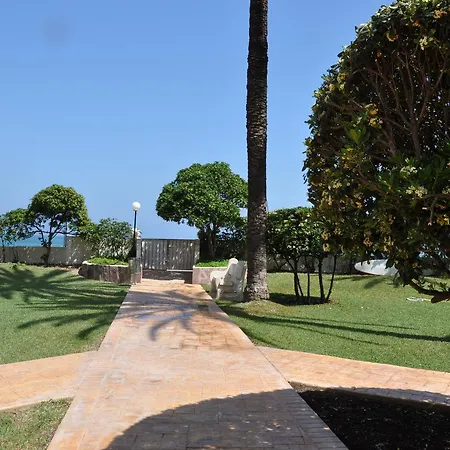 Apartment Holiday Beach Apartment *