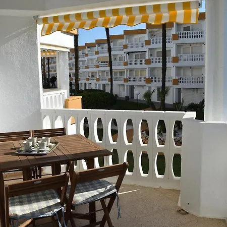 아파트 Holiday Beach Apartment *